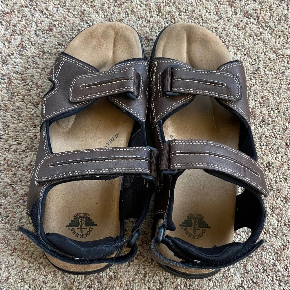 Dockers Men's Newpage Outdoor Sandals Brown Leather Straps Memory Foam Size 8